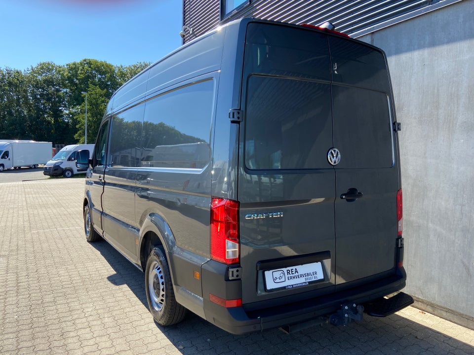 VW Crafter 35 2,0 TDi 177 Kassevogn L3H2 aut.