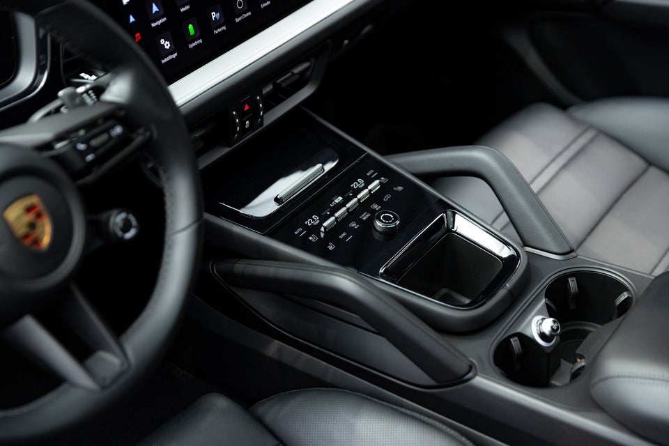 Porsche Cayenne 3,0 E-Hybrid Coupé Tiptr. 5d