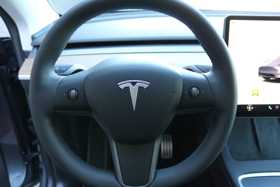 Tesla Model Y Performance AWD 5d