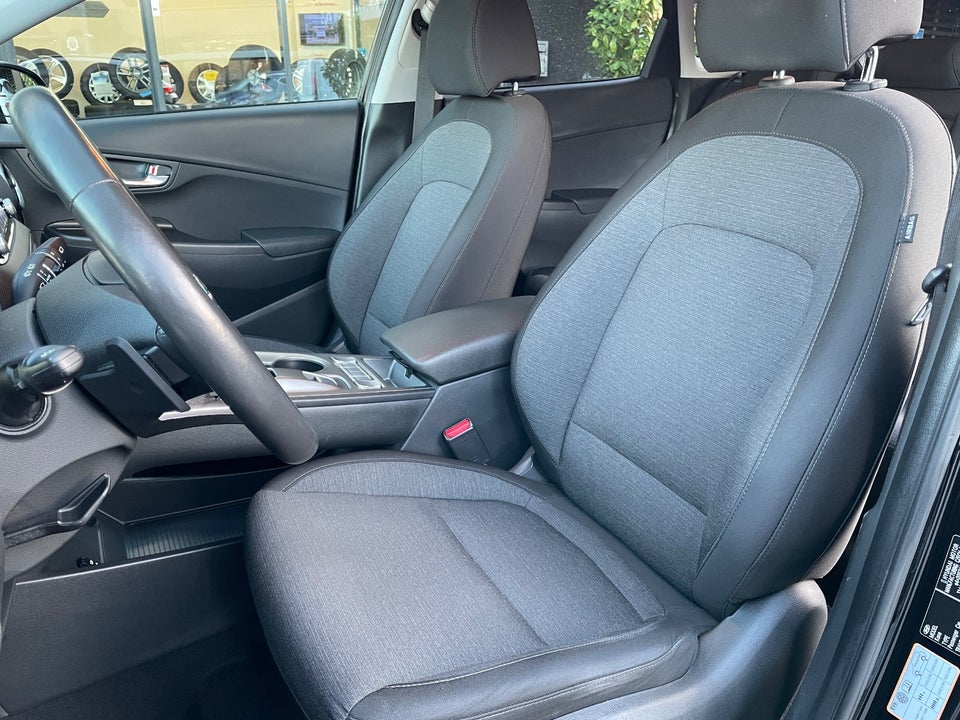Hyundai Kona 64 EV Premium 5d