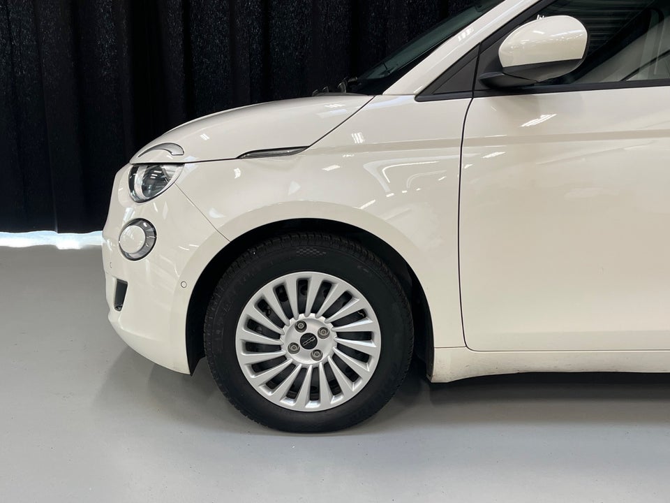 Fiat 500e 42 Icon 3d