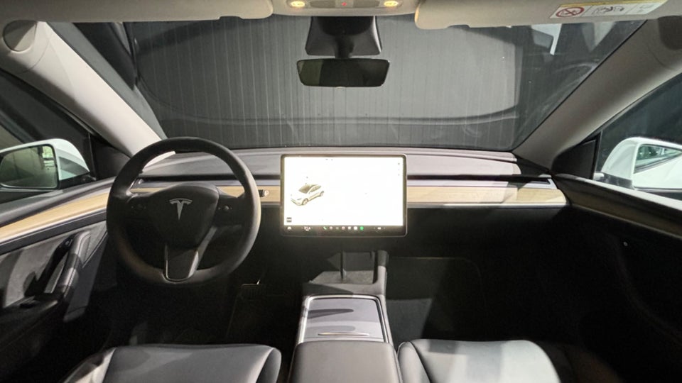 Tesla Model Y RWD 5d