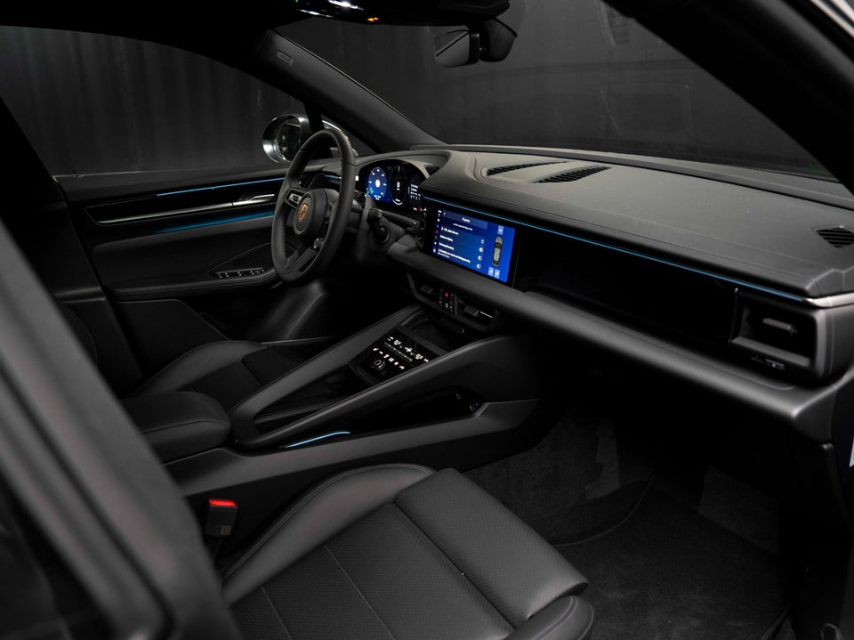 Porsche Macan 5d