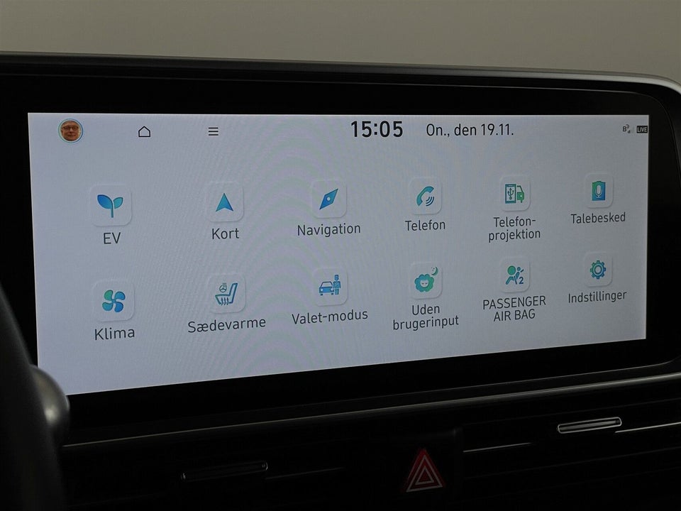 Hyundai Ioniq 6 53 Essential 4d