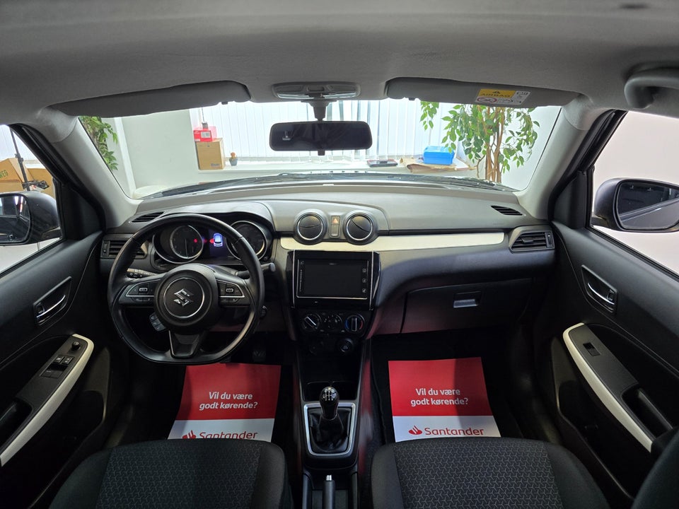 Suzuki Swift 1,2 mHybrid Action Star 5d