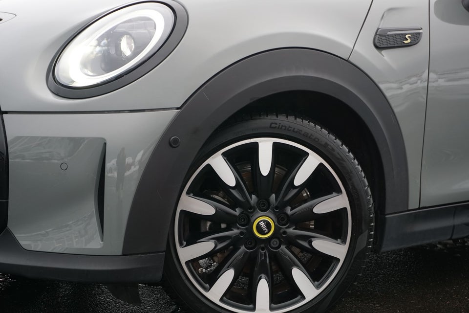 MINI Cooper SE Edition Premium Plus 3d