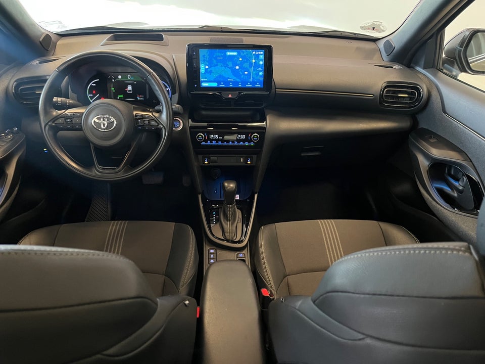 Toyota Yaris Cross 1,5 Hybrid Adventure Tech+ e-CVT 5d