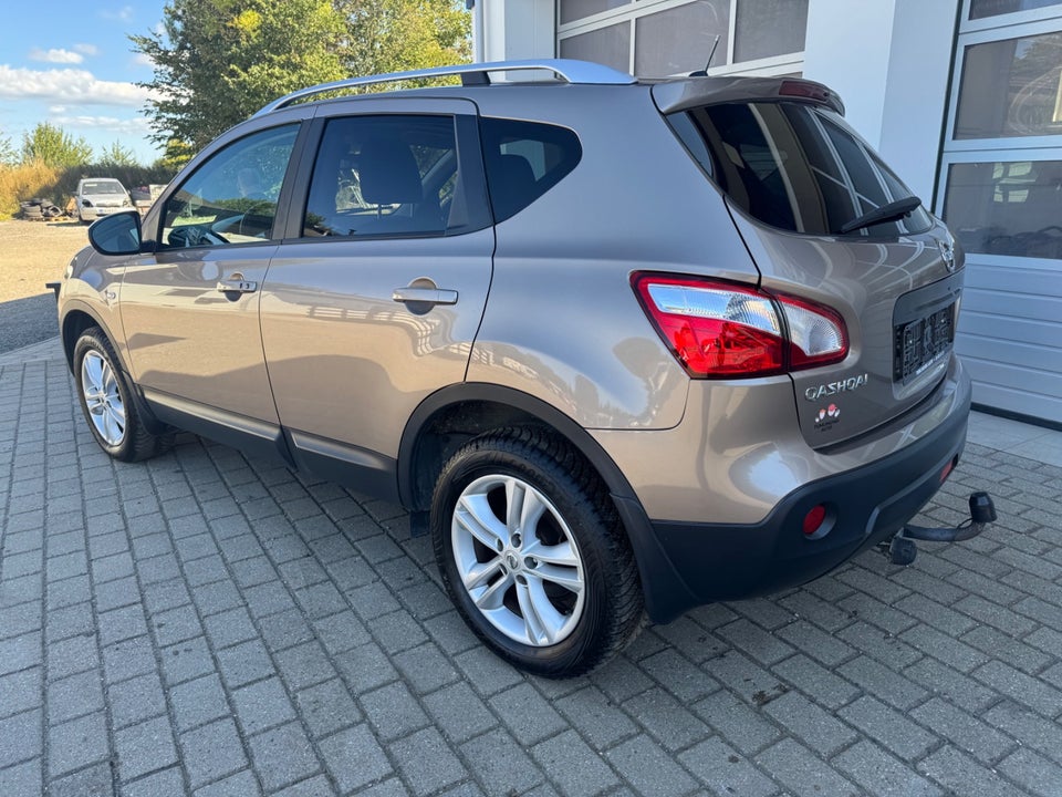 Nissan Qashqai 1,6 dCi Tekna 5d