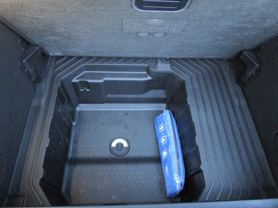 Ford Puma 1,0 EcoBoost mHEV Titanium 5d