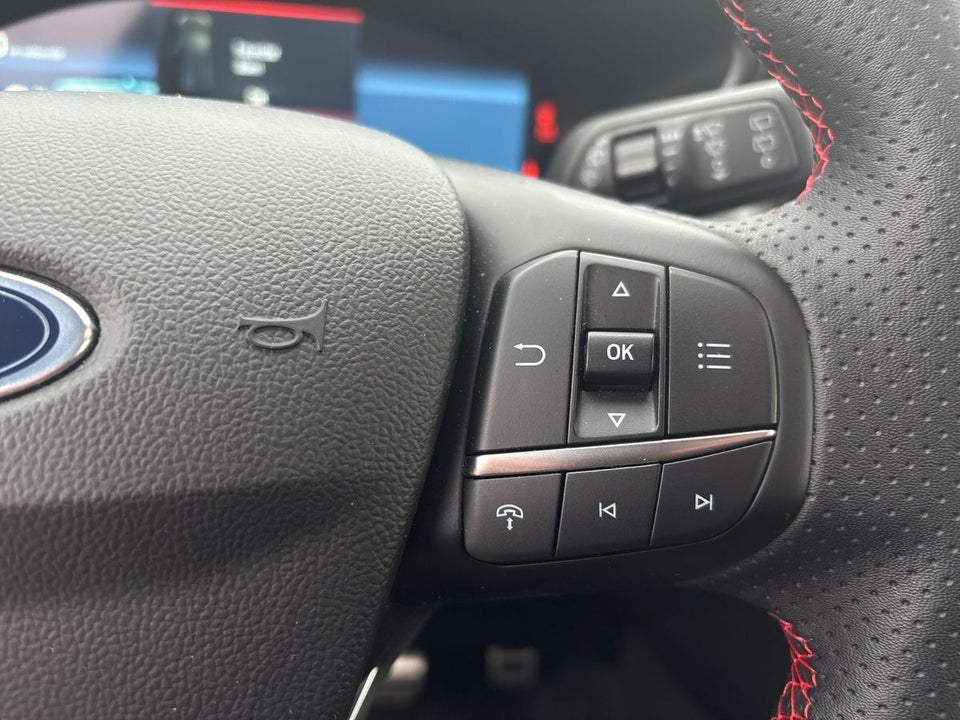 Ford Kuga 2,5 PHEV ST-Line X CVT 5d