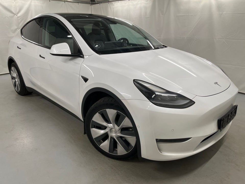 Tesla Model Y Long Range AWD 5d