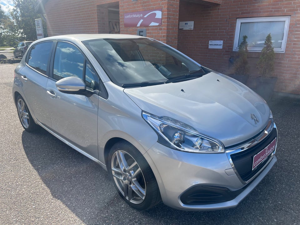 Peugeot 208 1,6 BlueHDi 100 Envy 5d