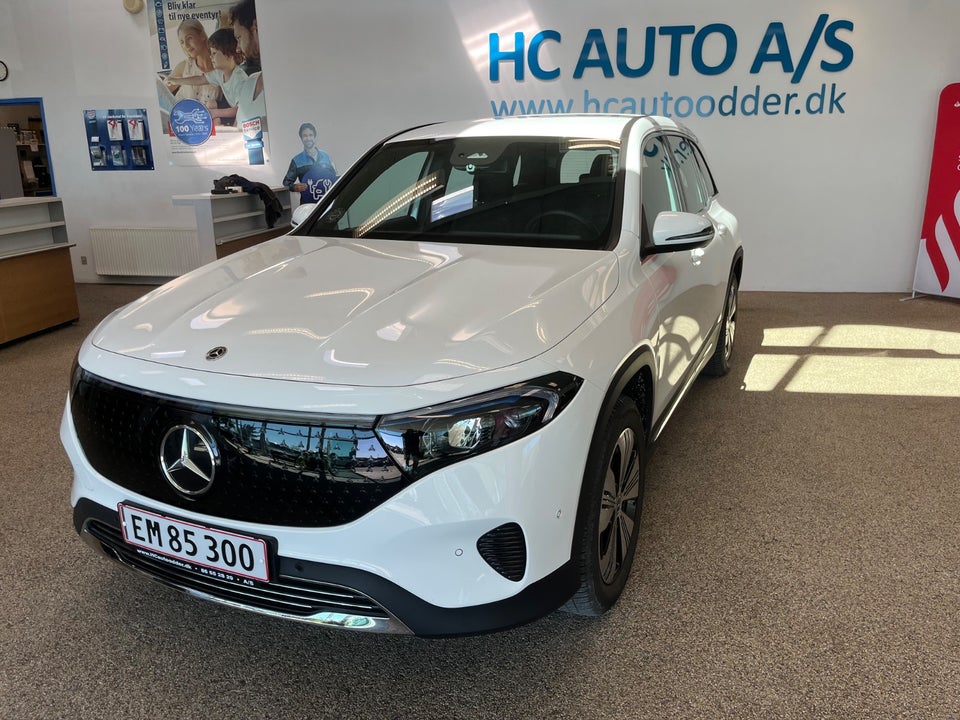 Mercedes EQB300 Progressive 4Matic 5d
