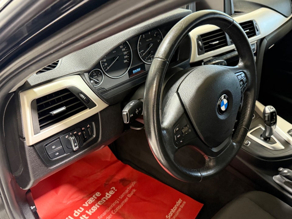 BMW 320d 2,0 Touring Advantage aut. 5d