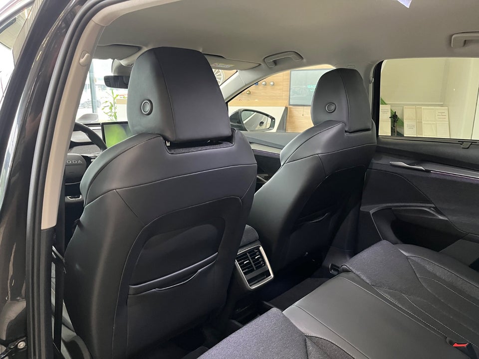 Skoda Elroq 85 iV Loft Advanced 5d