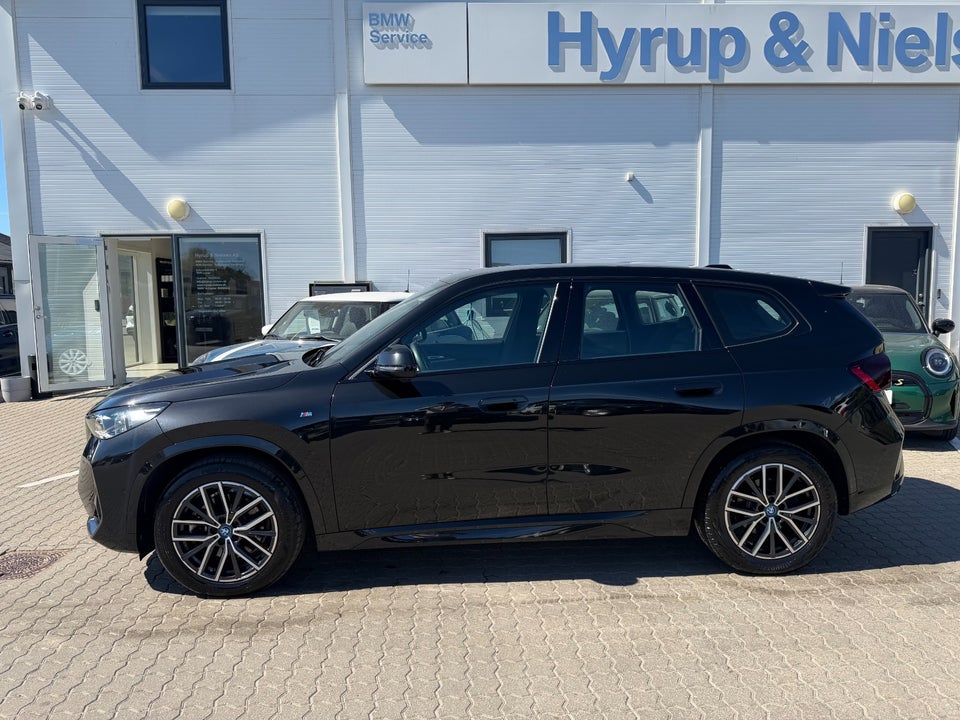 BMW iX1 xDrive30 M-Sport Premium 5d