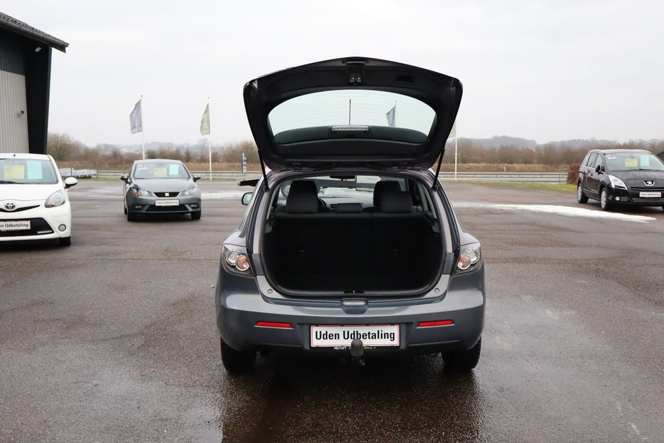 Mazda 3 1,6 Inclusive 5d