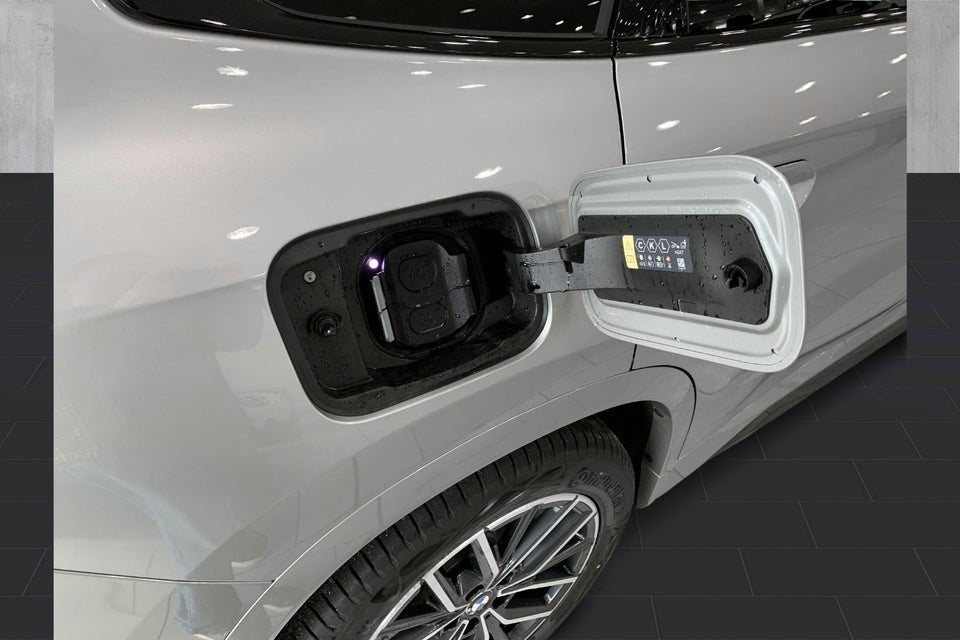 BMW iX1 eDrive20 M-Sport 5d