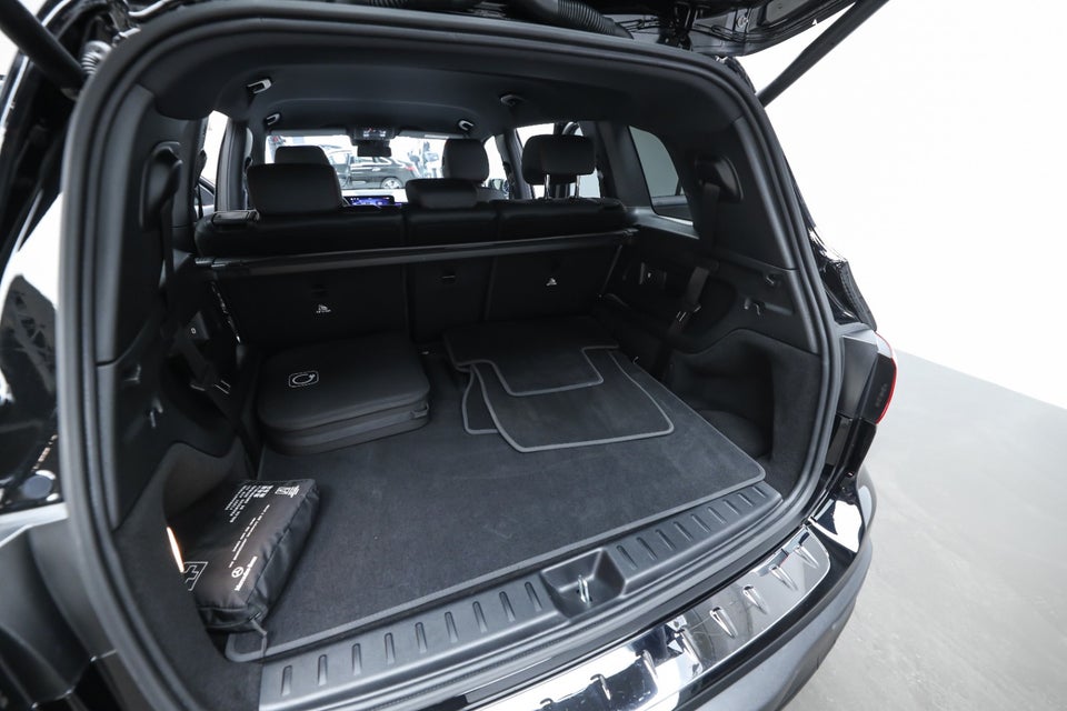 Mercedes EQB250+ AMG Premium 7prs 5d