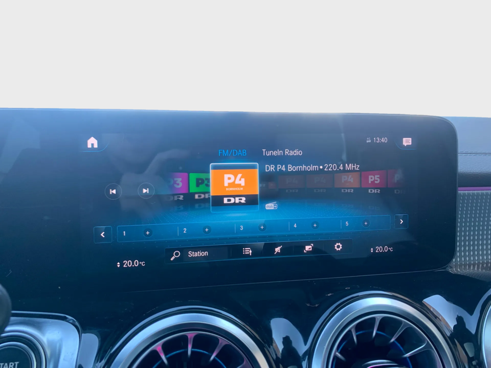 Mercedes EQB300 AMG Line 4Matic 5d