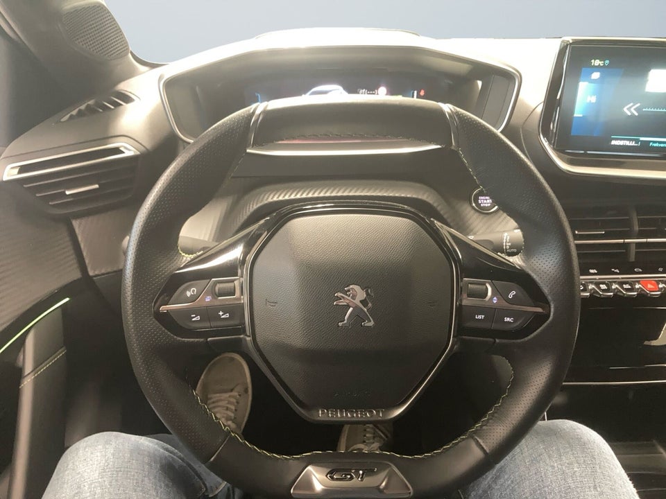 Peugeot e-208 50 GT Pack 5d
