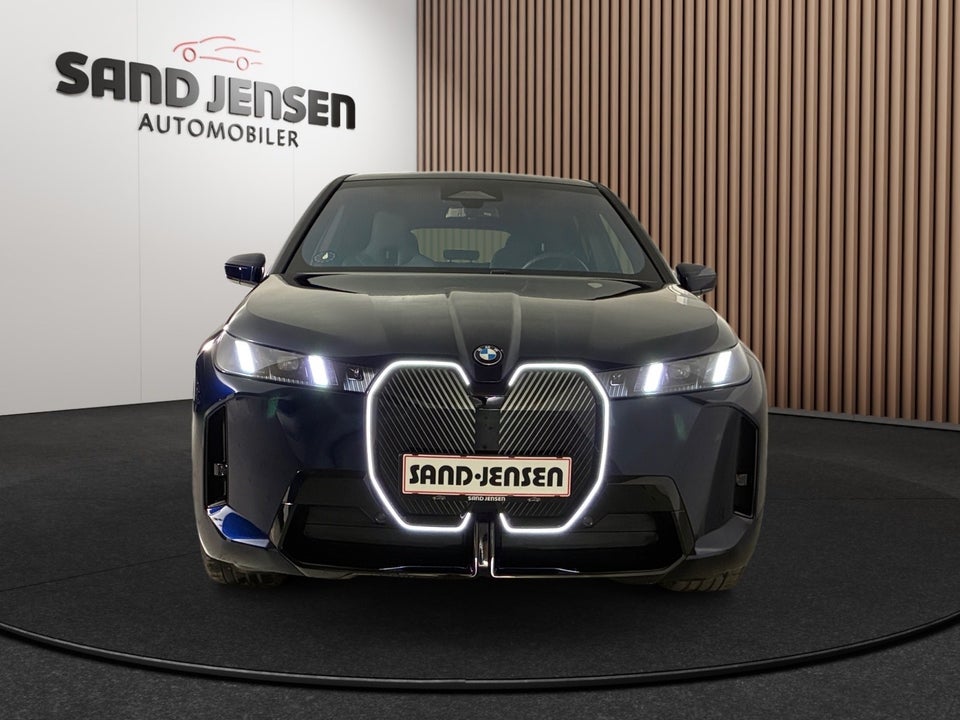 BMW iX xDrive60 M-Sport 5d