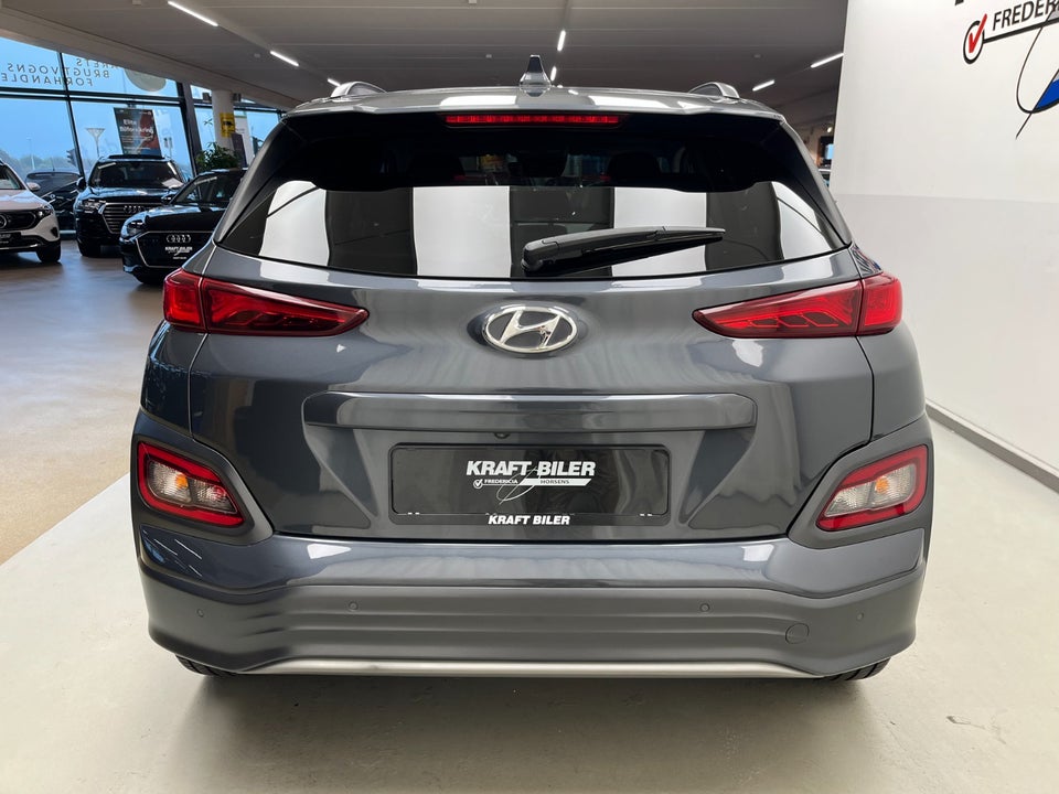 Hyundai Kona 64 EV Essential 5d