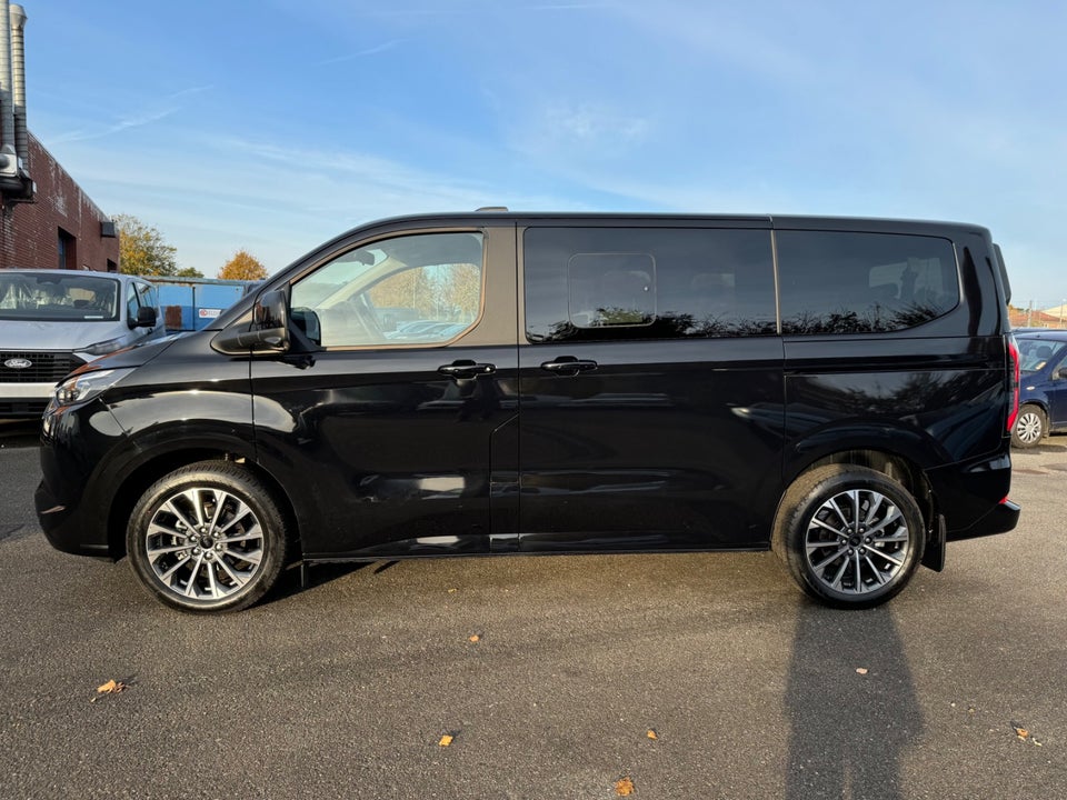 Ford Tourneo Custom 340S 2,5 PHEV Titanium X CVT