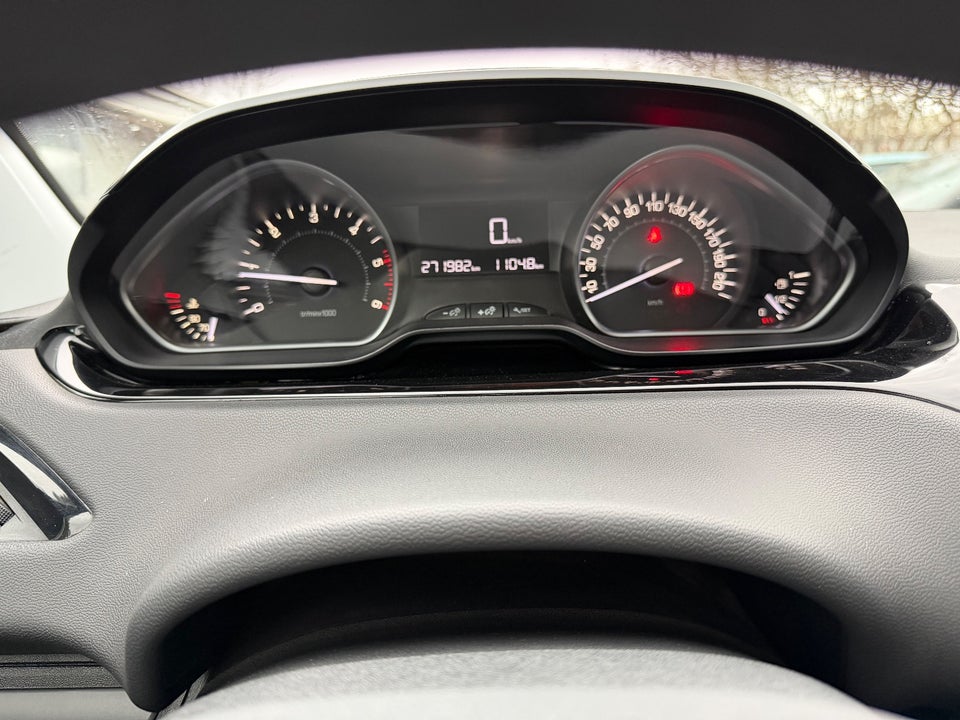 Peugeot 208 1,6 BlueHDi 100 Active 5d