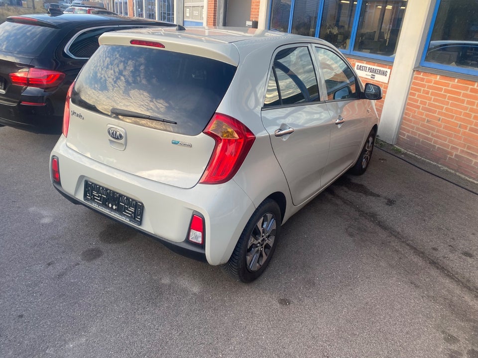 Kia Picanto 1,0 Attraction 5d