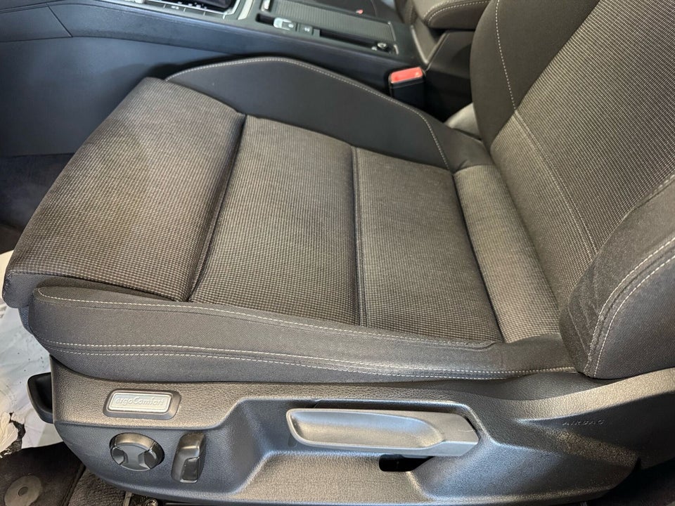 VW Passat 1,5 TSi 150 Comfortline Premium DSG 4d