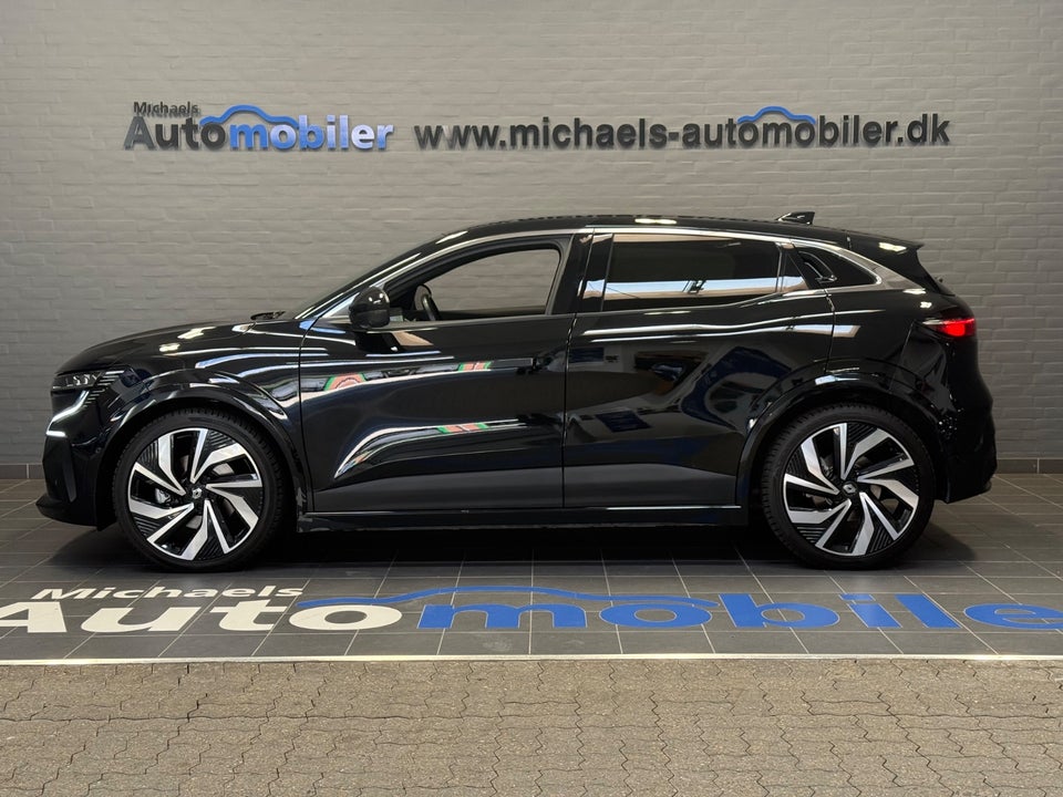 Renault Megane E-Tech 60 Techno 5d