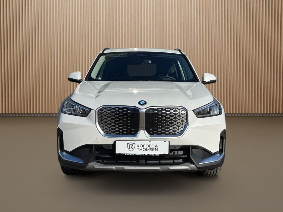 BMW iX1 eDrive20 X-Line 5d