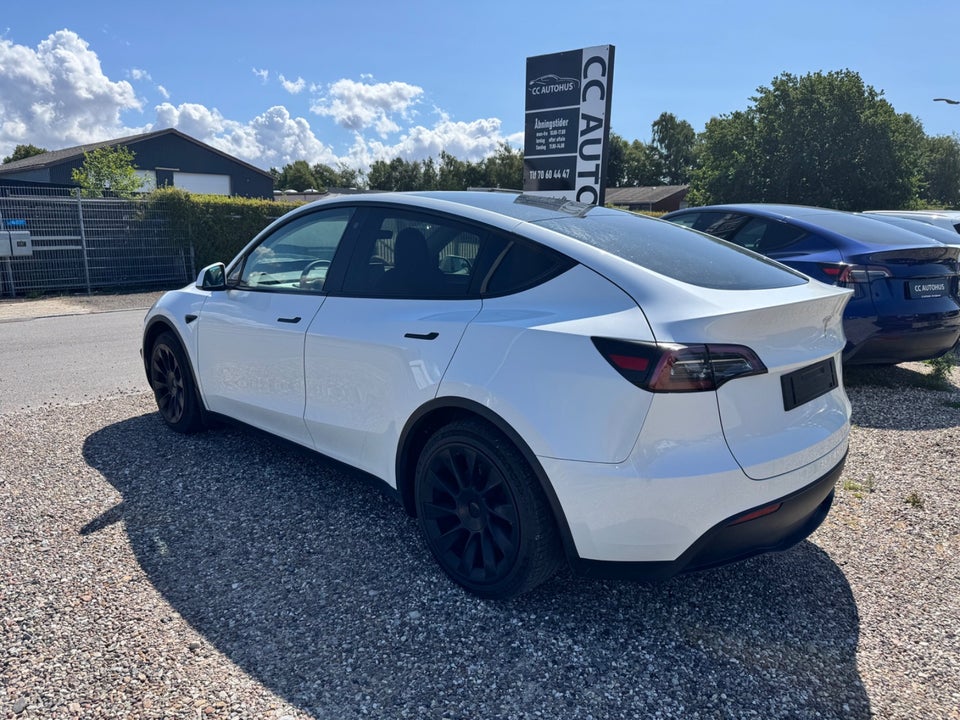 Tesla Model Y RWD 5d