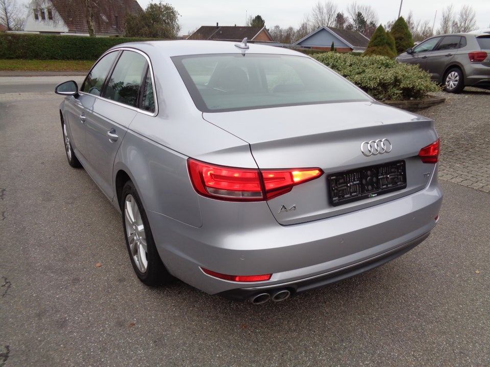 Audi A4 2,0 TDi 190 S-tr. 4d