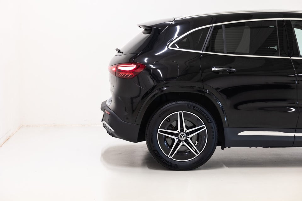 Mercedes EQA350 AMG Advance Plus 4Matic 5d