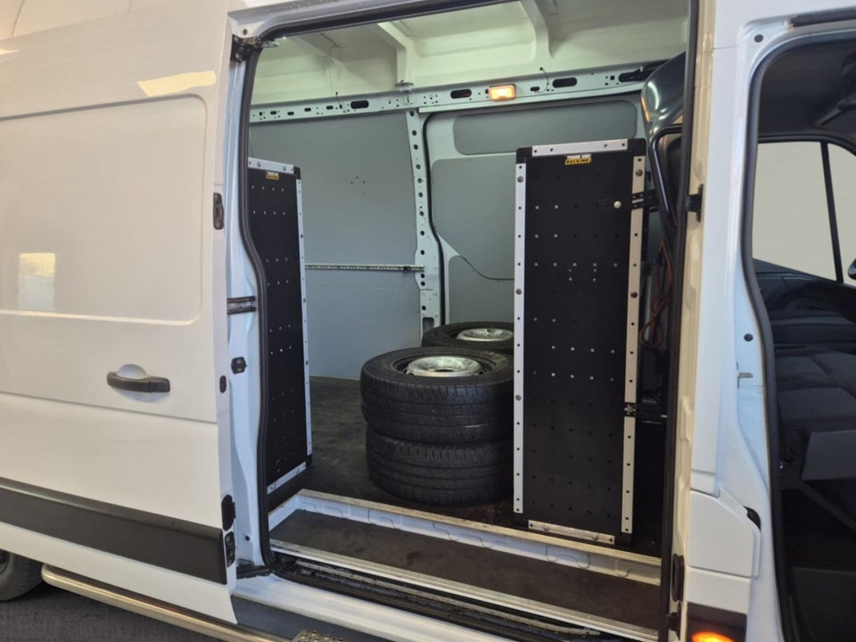 Renault Master IV T45 2,3 dCi 145 L3H3 Kassevogn RWD