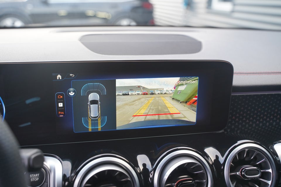 Mercedes EQB300 AMG Advance Plus 4Matic 5d