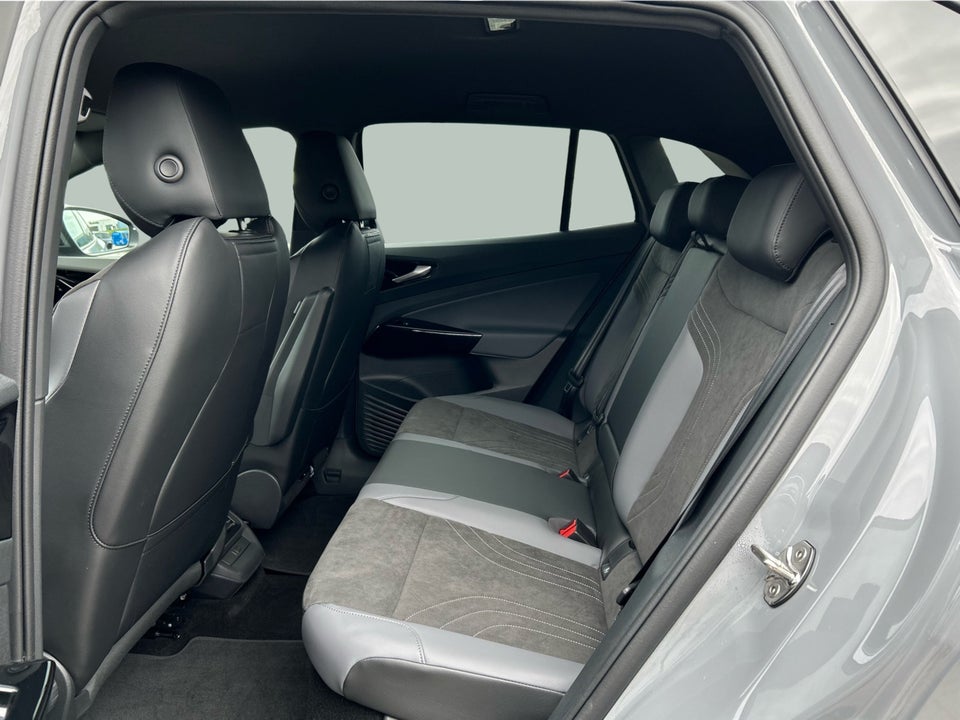VW ID.4 77 Pro 5d