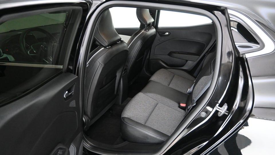 Renault Clio V 1,0 TCe 90 Techno 5d