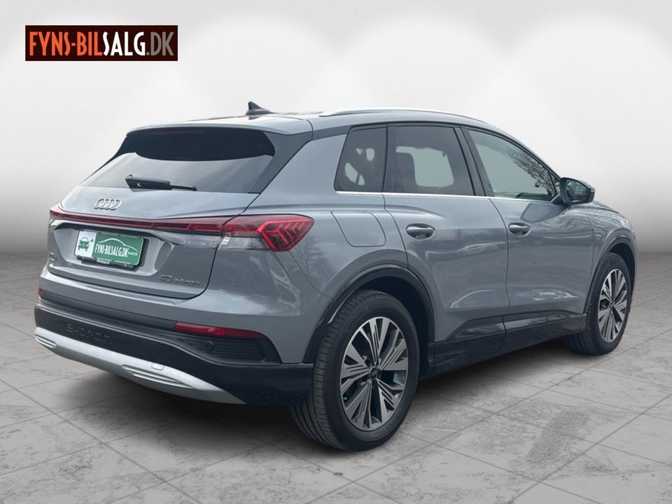 Audi Q4 e-tron 40 S-line 5d