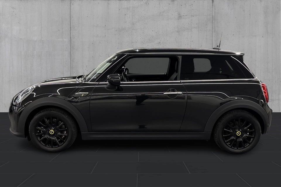 MINI Cooper SE Classic Trim 3d