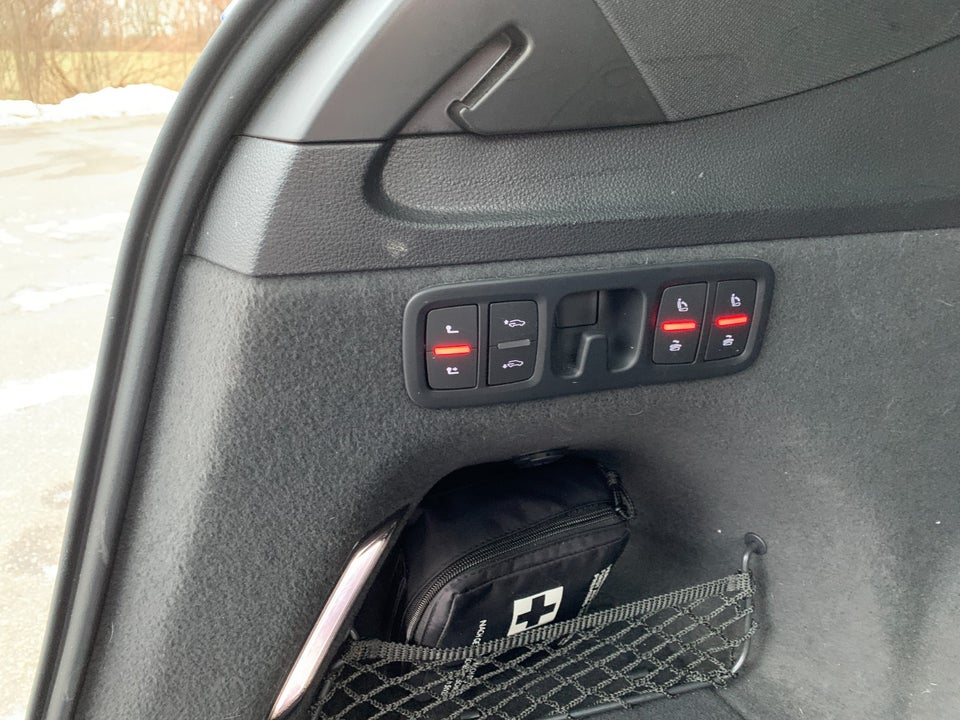 Audi Q7 3,0 TDi 272 S-line quattro Tiptr. 7prs 5d