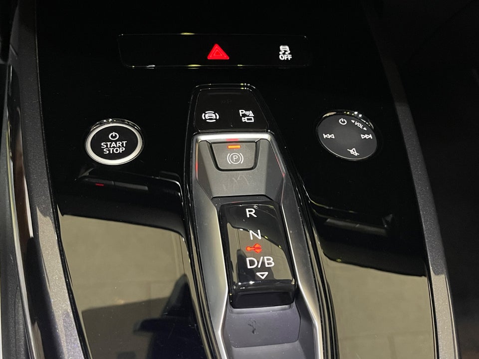Audi Q4 e-tron 40 S-line 5d