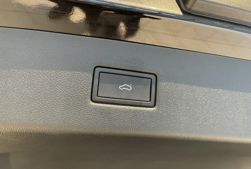 Ford Explorer 82 Select Extended Range 5d