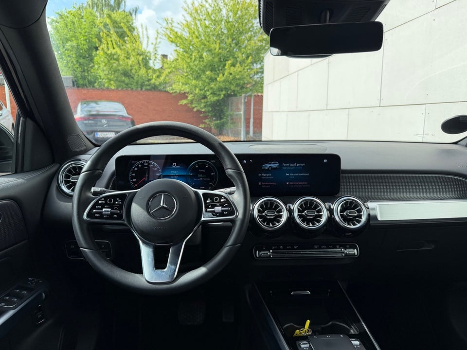 Mercedes EQB250 7prs 5d