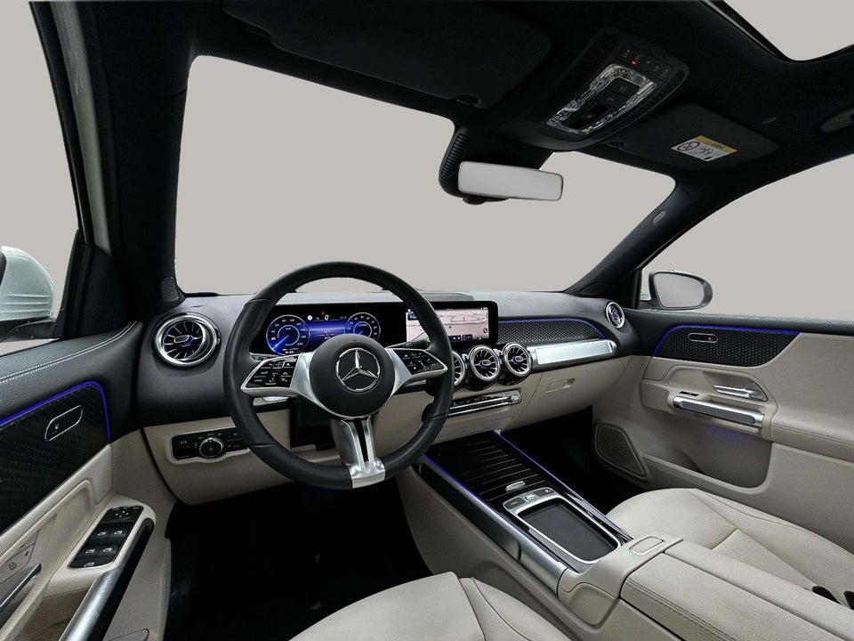 Mercedes EQB300 Progressive 4Matic 5d