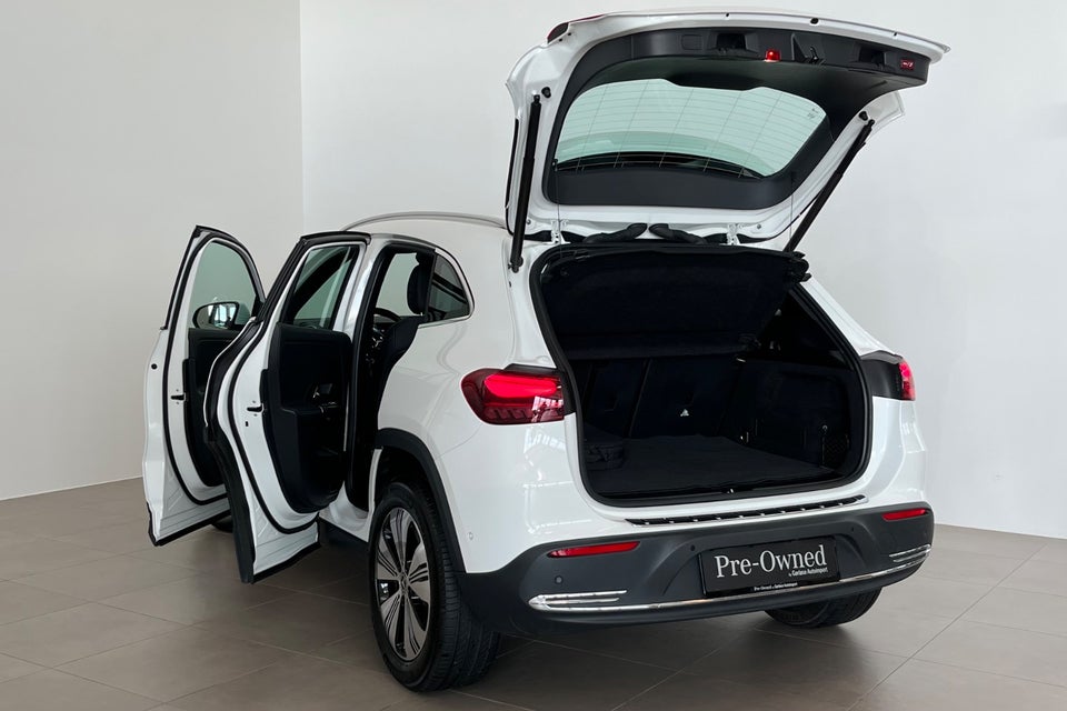 Mercedes EQA300 Progressive 4Matic 5d