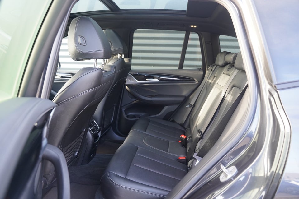 BMW iX3 Charged M-Sport 5d