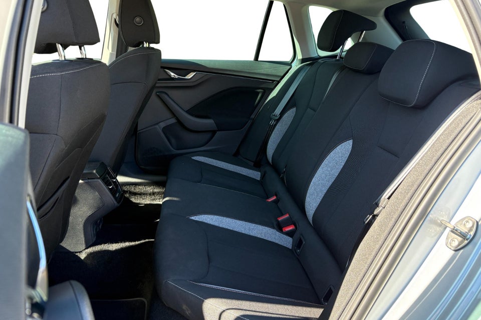 Skoda Kamiq 1,0 TSI 115 Selection DSG 5d